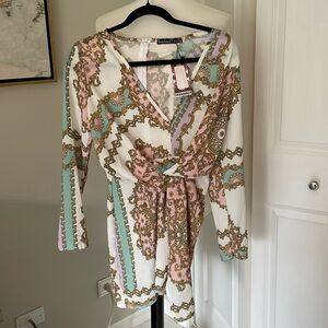 Stunning Boohoo Petite Long Sleeve Wrapped Printed Short Dress